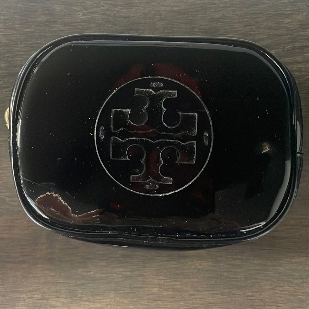 Tory Burch Patent Leather (Black) zip pouch